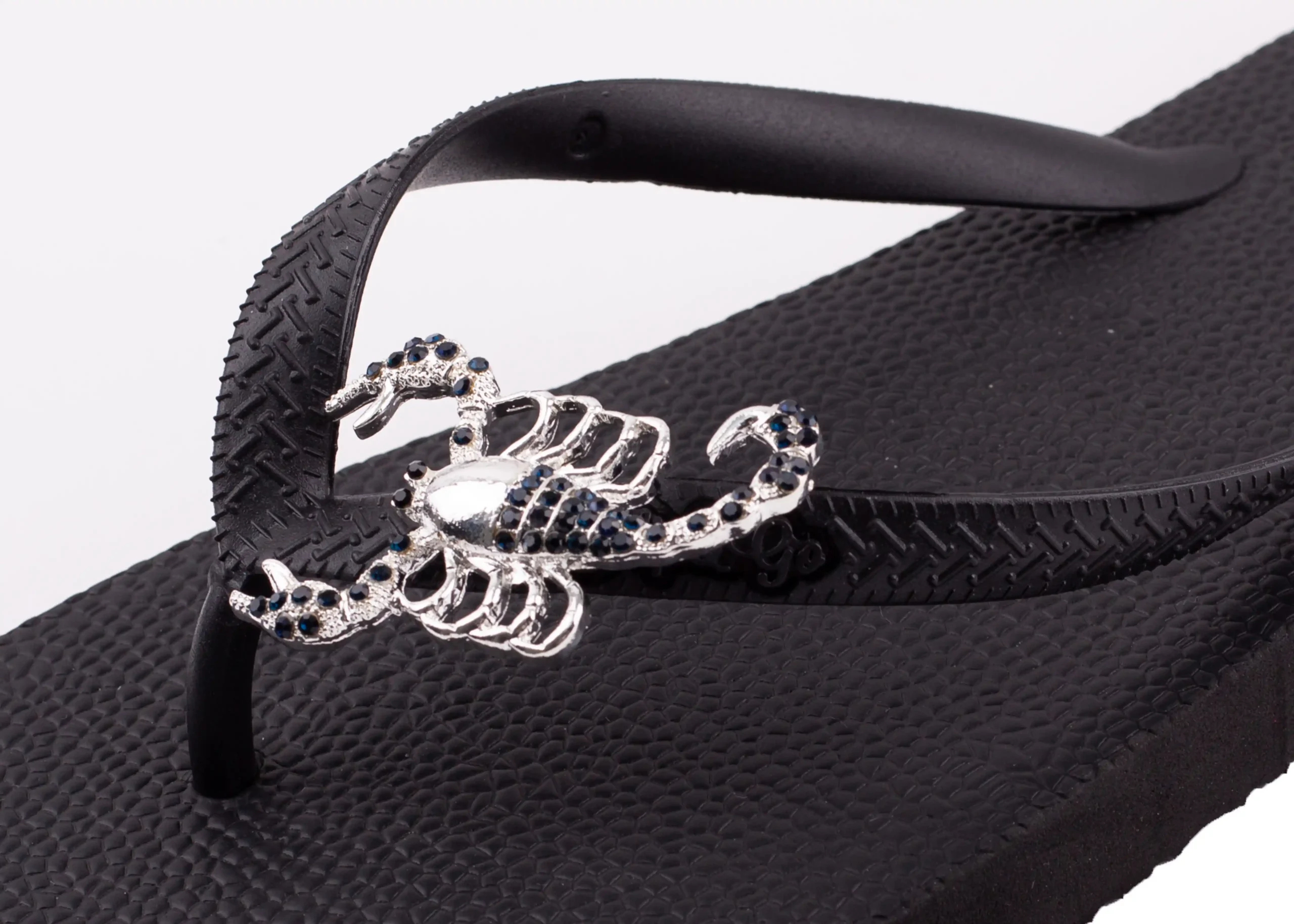 Alternative view of Scorpion Premium Women's Elegant Slipper